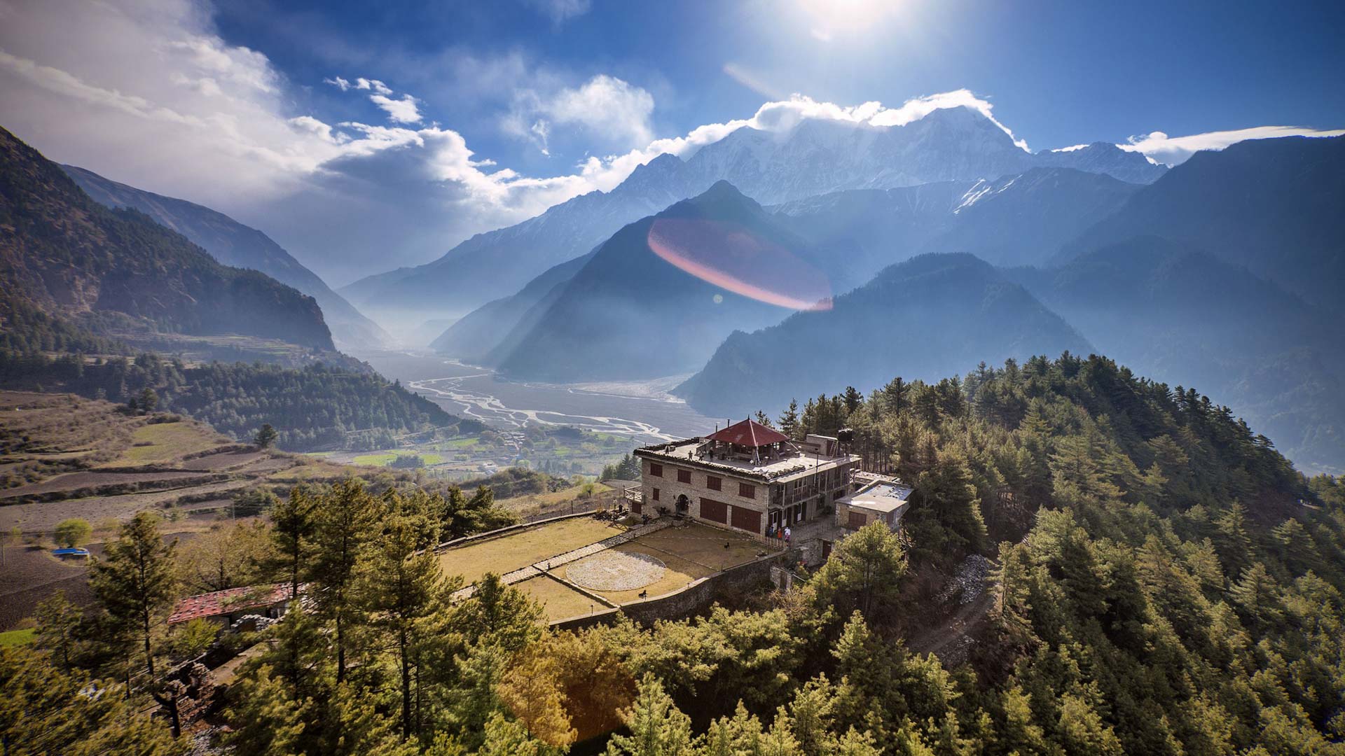 Nepal, Among the Clouds